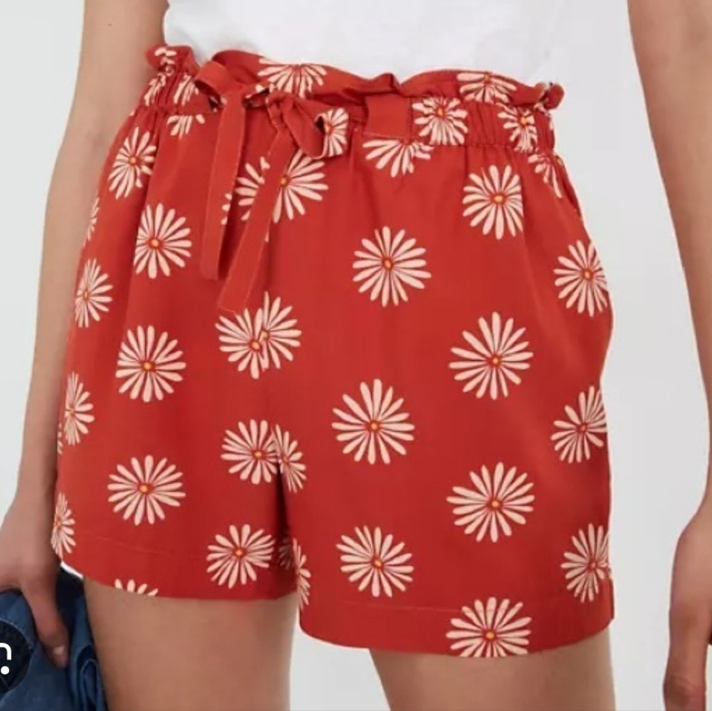 Madewell Drapey Pull-On Shorts In Daisy Daydream